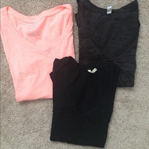 T-shirt bundle size M